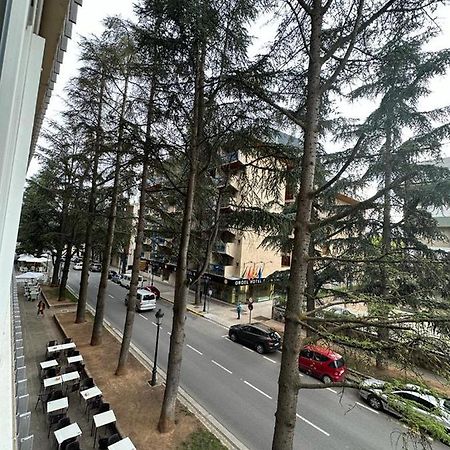 Apartamento De Lucerito Apartment Jaca Bagian luar foto